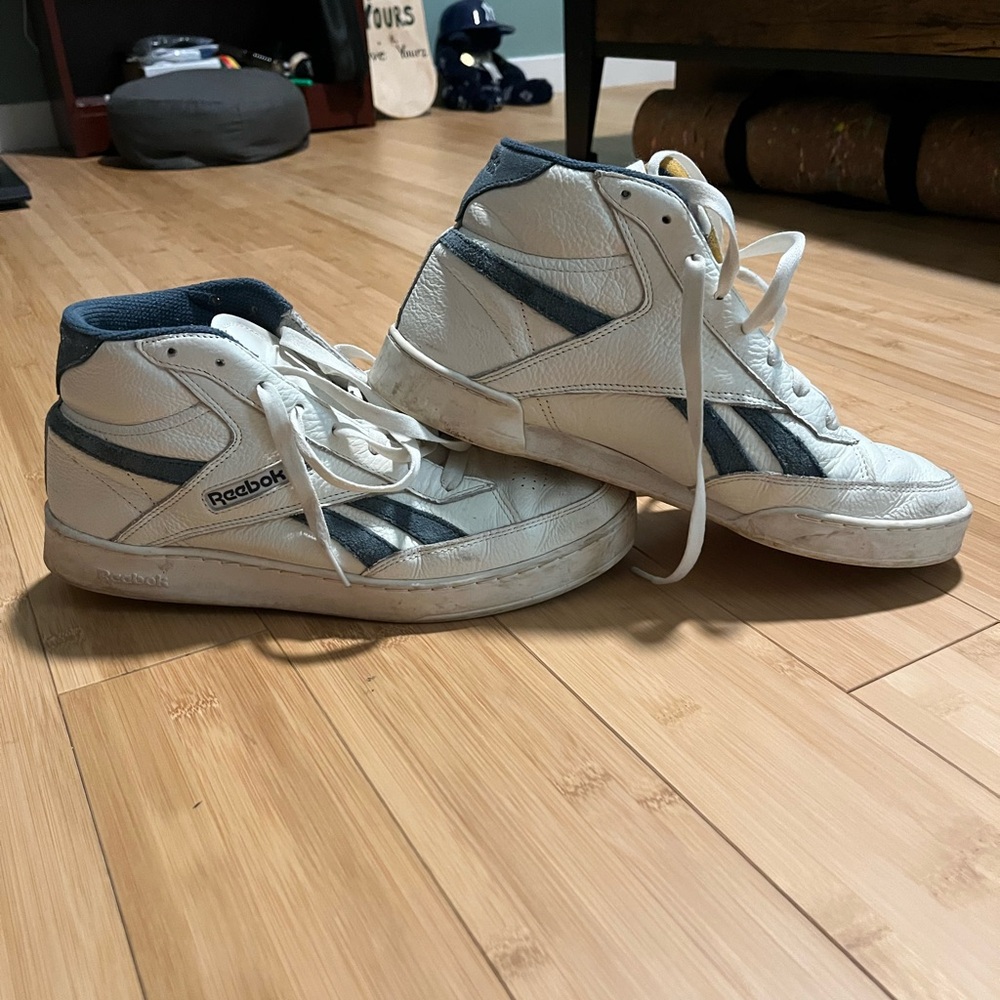 Reebok White and Navy High-Top Shoes Men’s